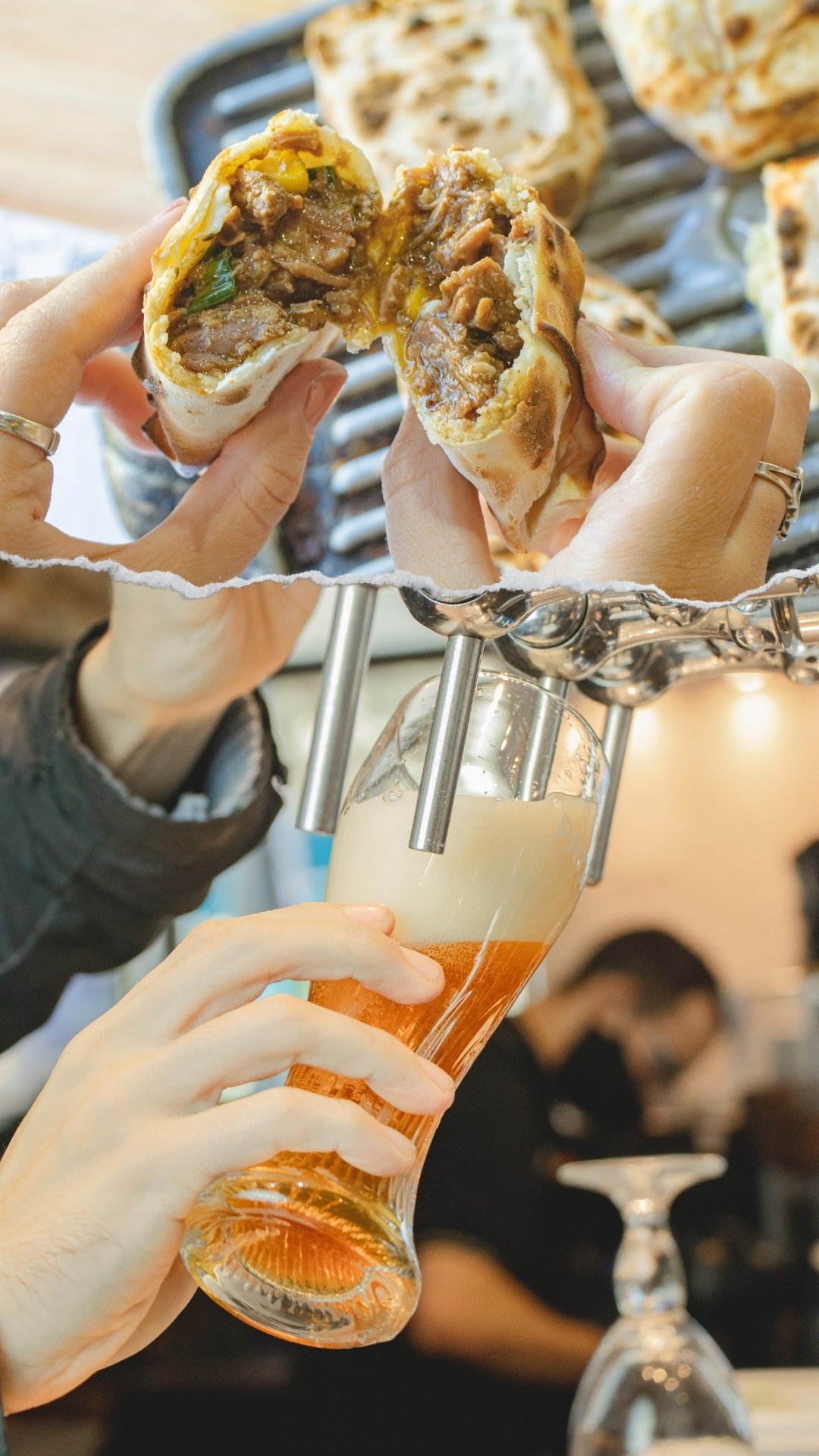 Foto de Empanada y cerveza